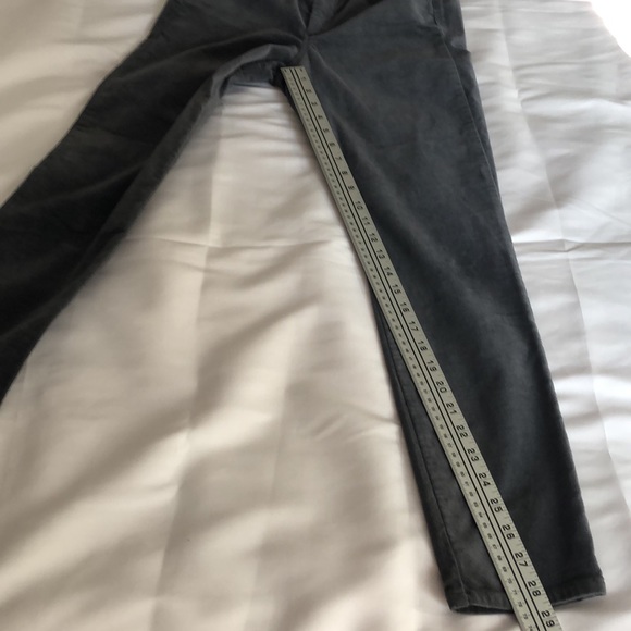 Women’s size 29 gap true skinny gray corduroy pants - Picture 4 of 11